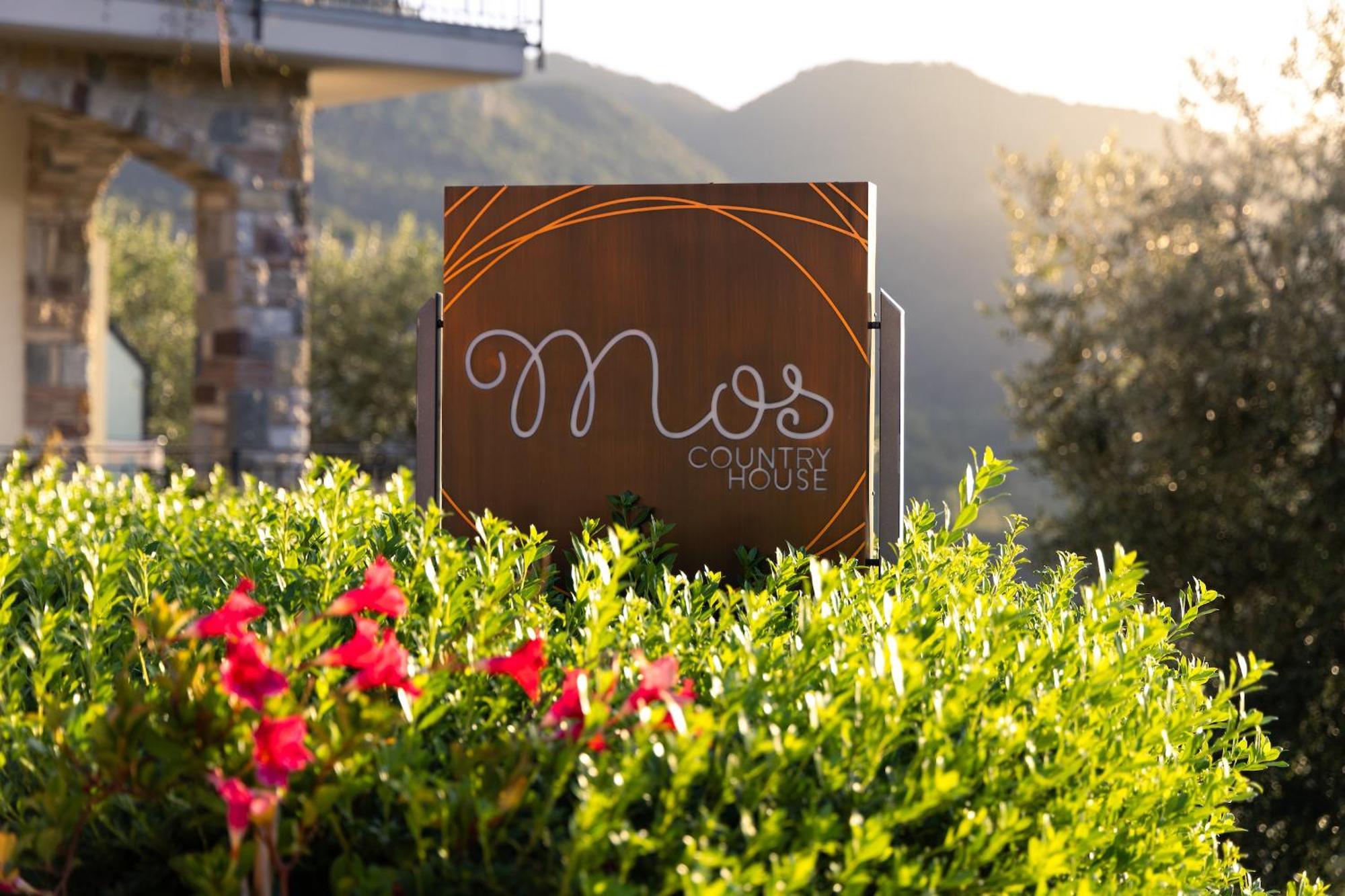 Mos Country House Tremosine Екстериор снимка