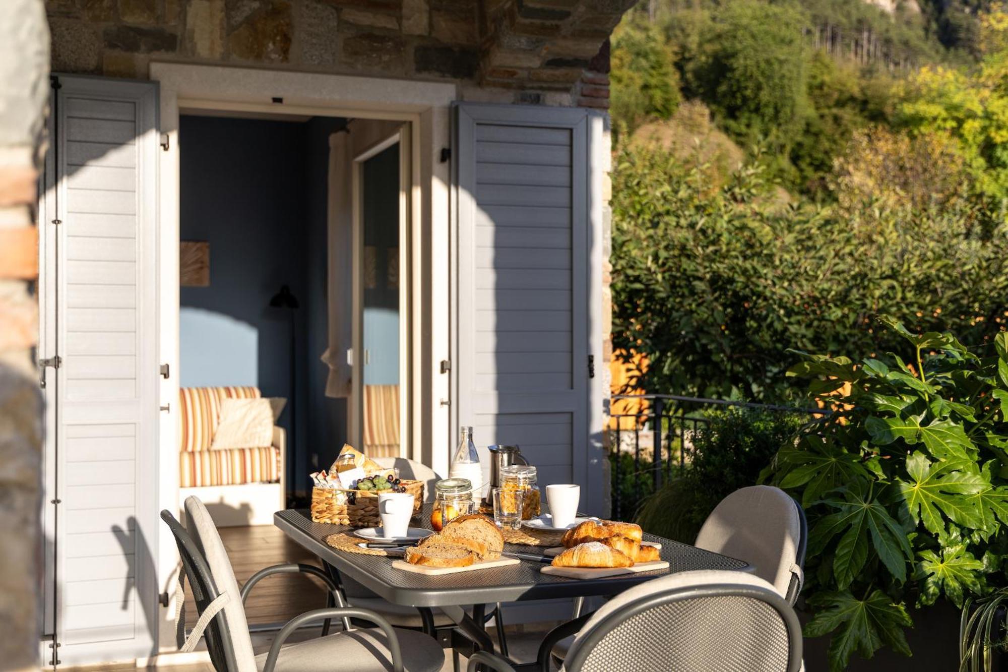 Mos Country House Tremosine Екстериор снимка