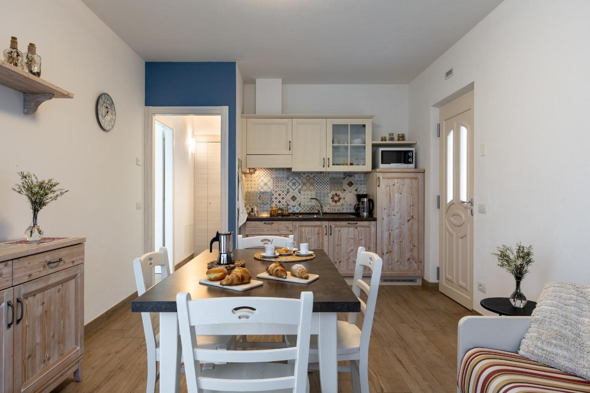 Mos Country House Tremosine Екстериор снимка
