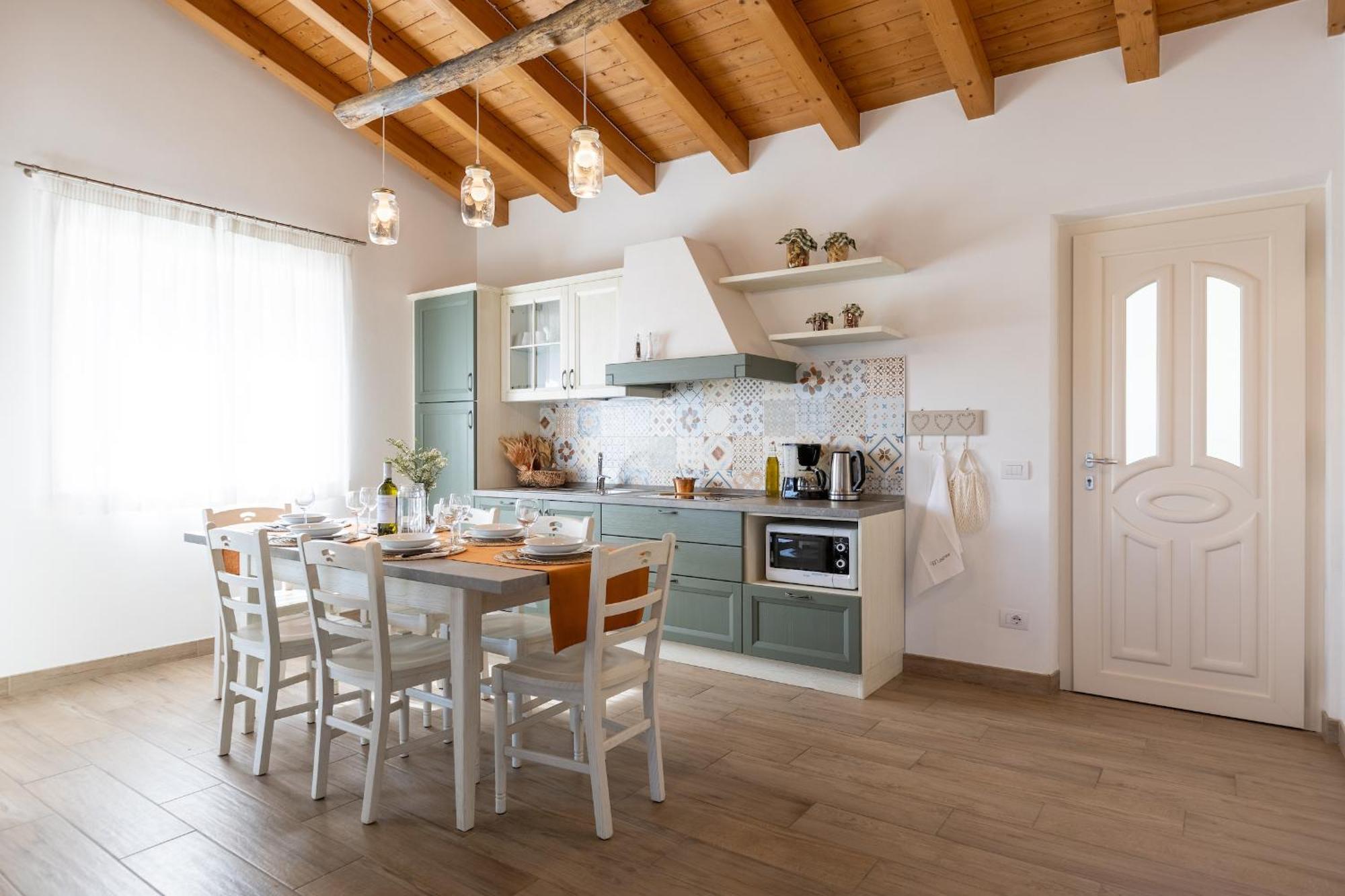 Mos Country House Tremosine Екстериор снимка