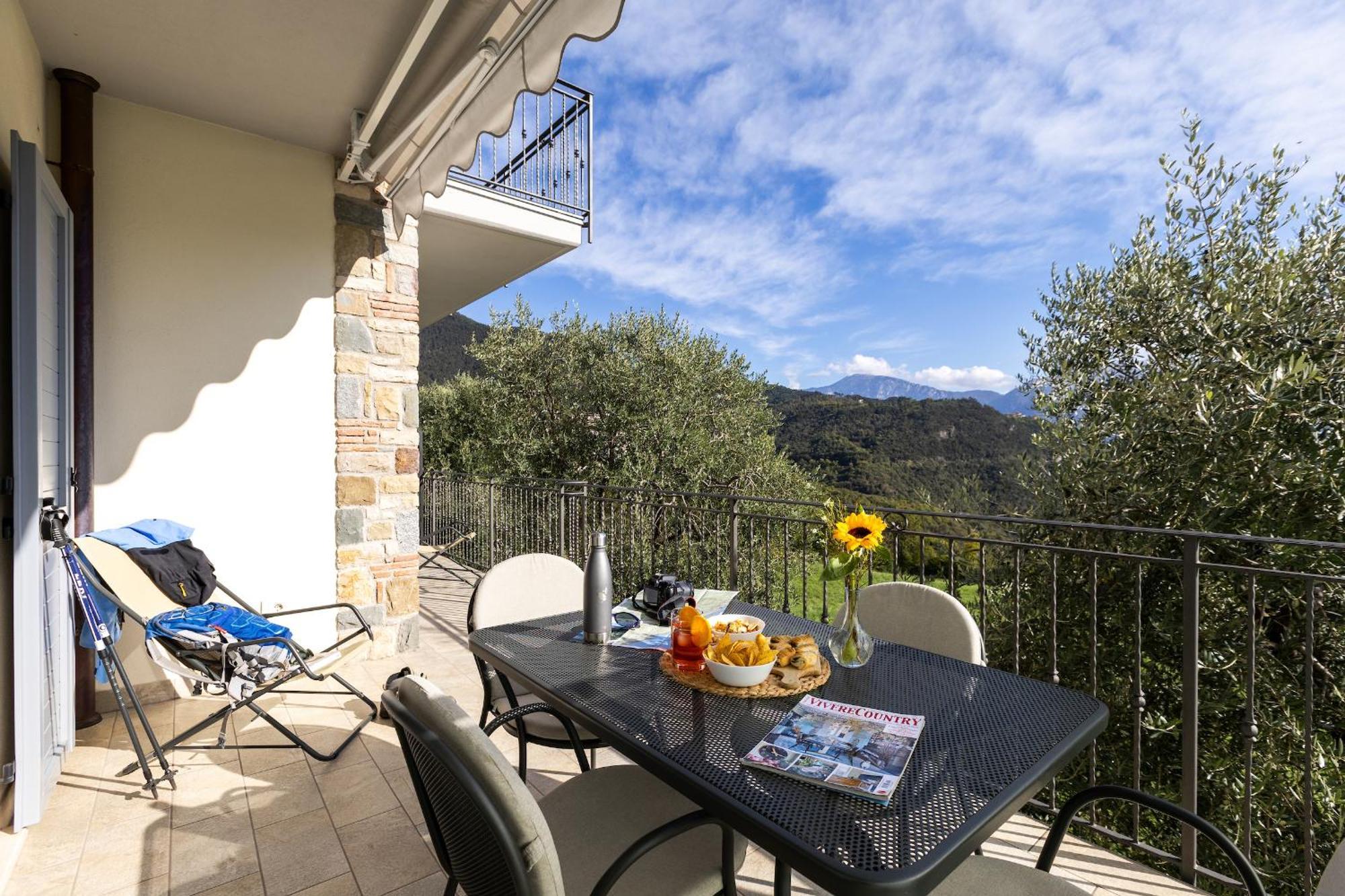 Mos Country House Tremosine Екстериор снимка