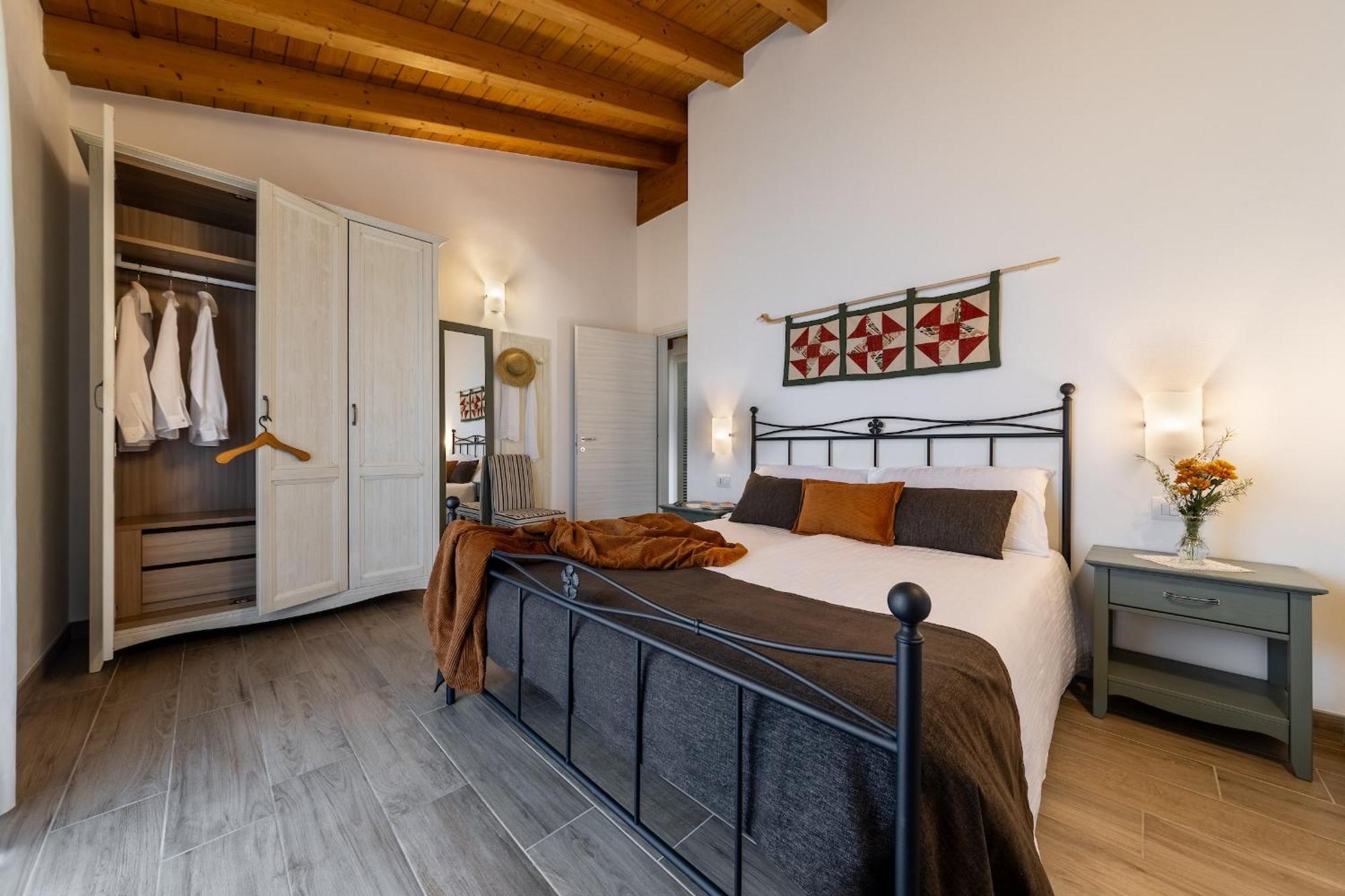 Mos Country House Tremosine Екстериор снимка